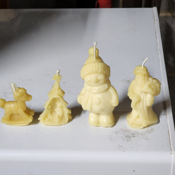 Small Holiday Candles (4)
